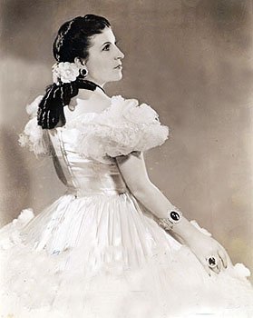 trav albanese traviata uj